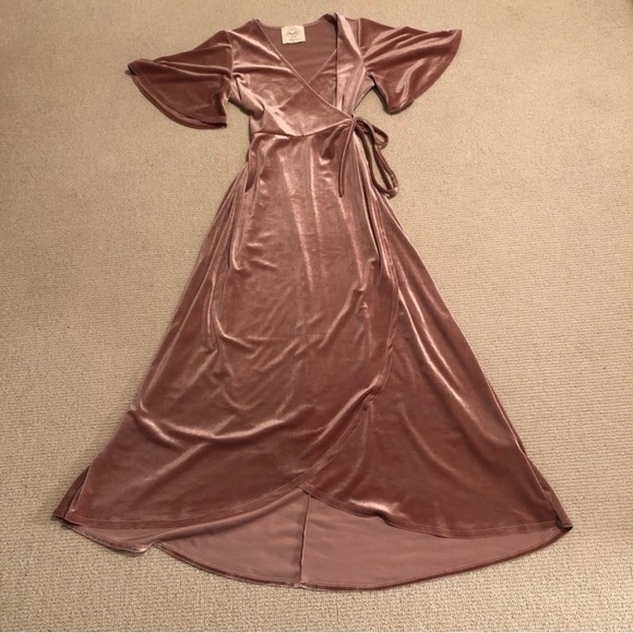 Luxe Life Velvet Wrap Dress - Picture 6 of 8